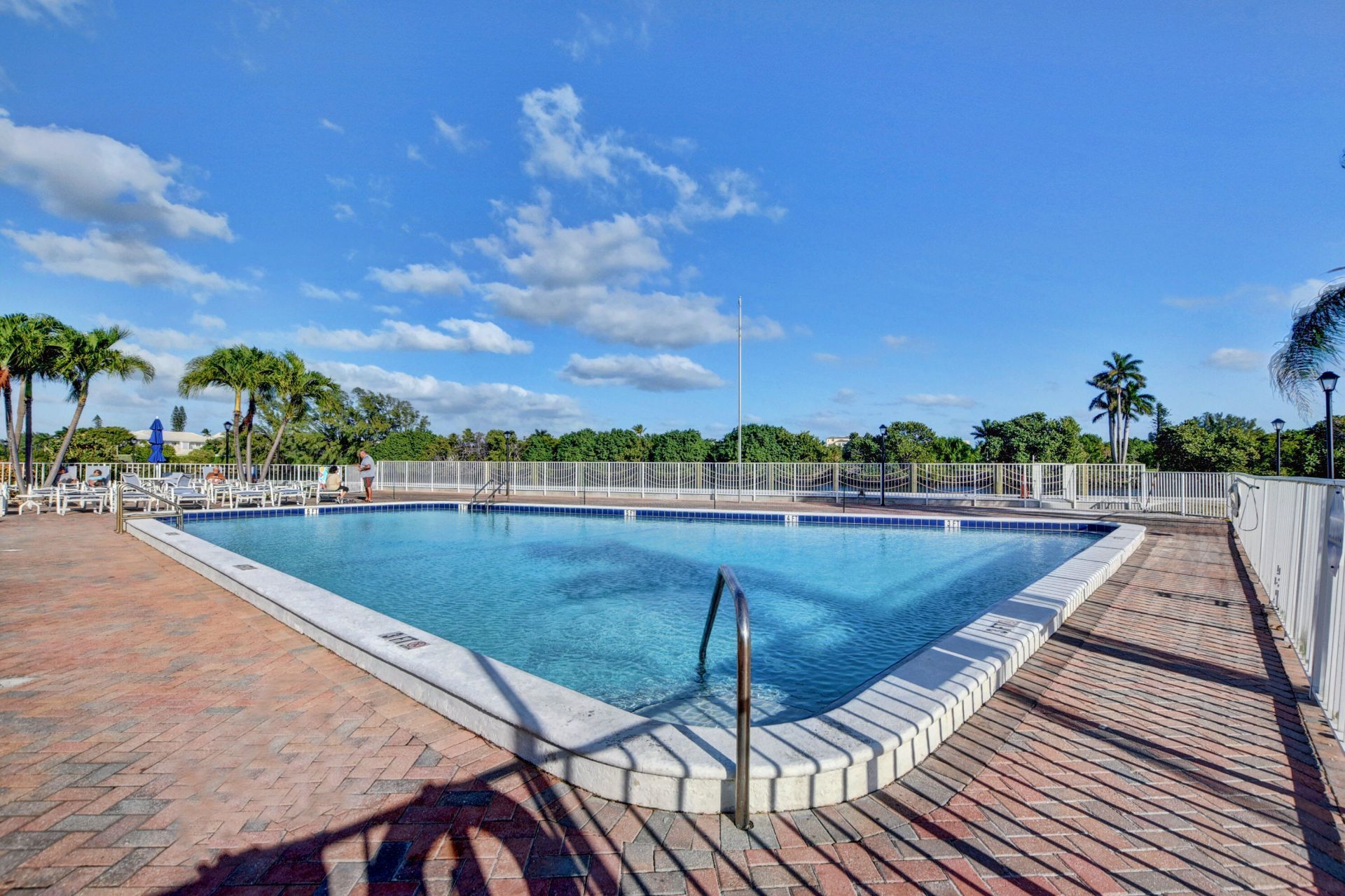 29 Colonial Club Drive, Unit 202, Boynton Beach, FL 33435 Photo