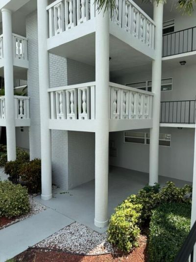 29 Colonial Club Drive, Unit 202, Boynton Beach, FL 33435 Photo