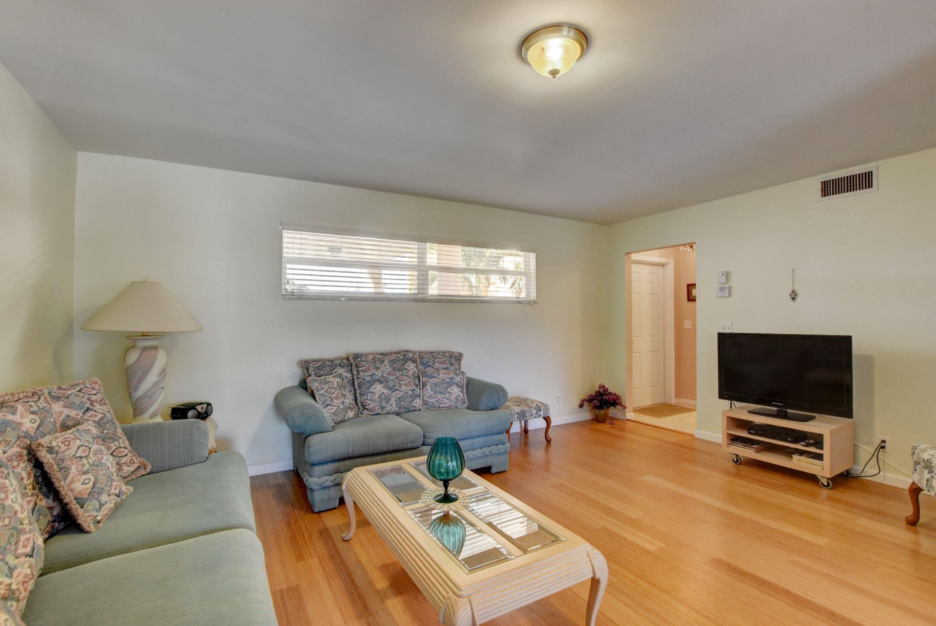 29 Colonial Club Drive, Unit 202, Boynton Beach, FL 33435 Photo