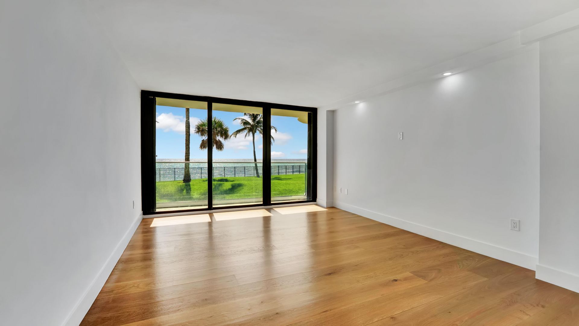 100 S Beach Road, Unit 103, Jupiter, FL 33469 Photo