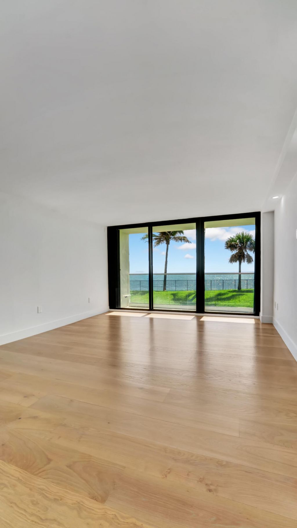 100 S Beach Road, Unit 103, Jupiter, FL 33469 Photo