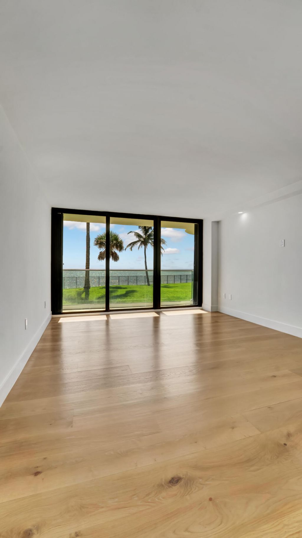 100 S Beach Road, Unit 103, Jupiter, FL 33469 Photo