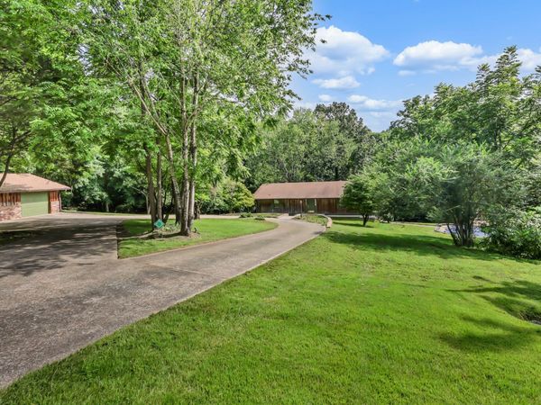 3111 Ashland City Rd , Clarksville, TN 37043