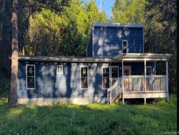 82 High Rock Road , West Coxsackie, NY 12192