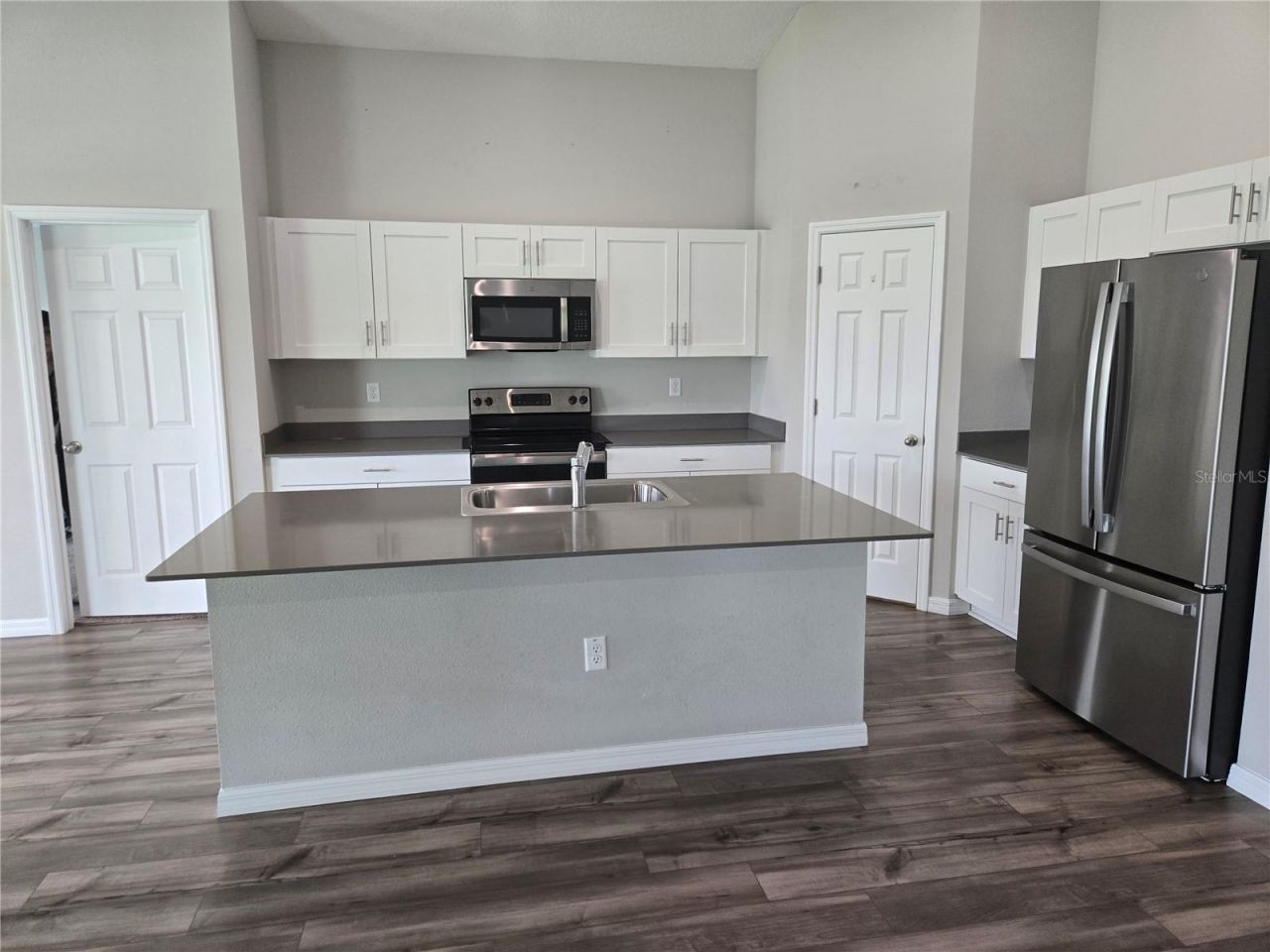 12730 Mangrove Forest Drive, Riverview, FL 33579 Photo