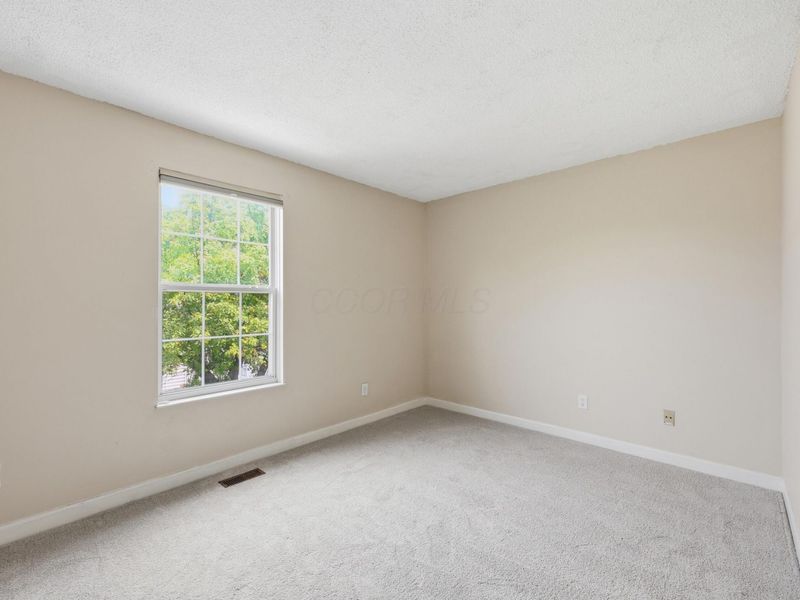 5448 Coral Berry Drive , Unit 58A, Columbus, OH 43235 Photo 12