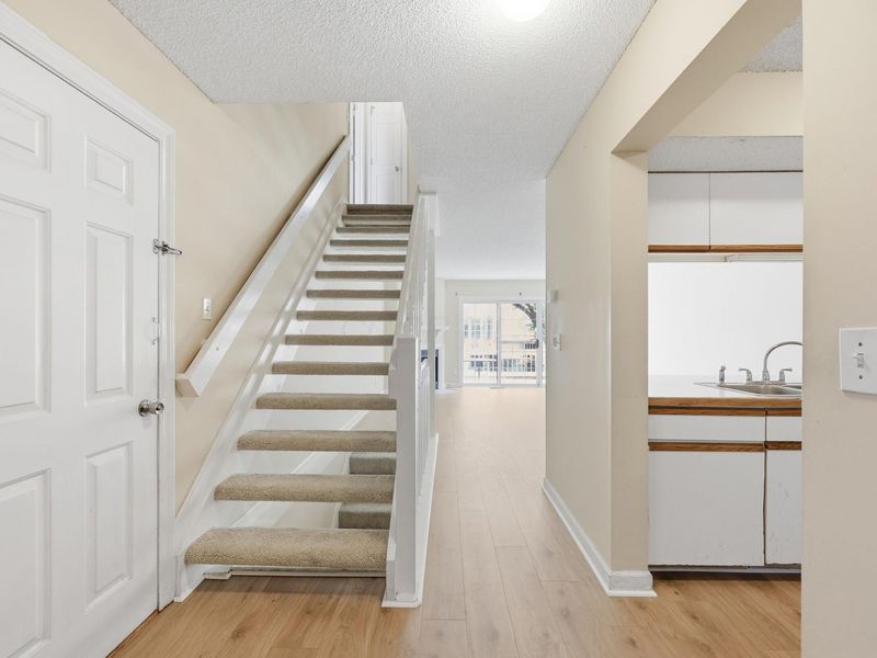 5448 Coral Berry Drive , Unit 58A, Columbus, OH 43235 Photo 5