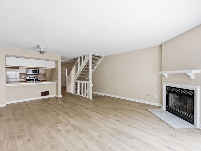5448 Coral Berry Drive , Unit 58A, Columbus, OH 43235 Photo 9