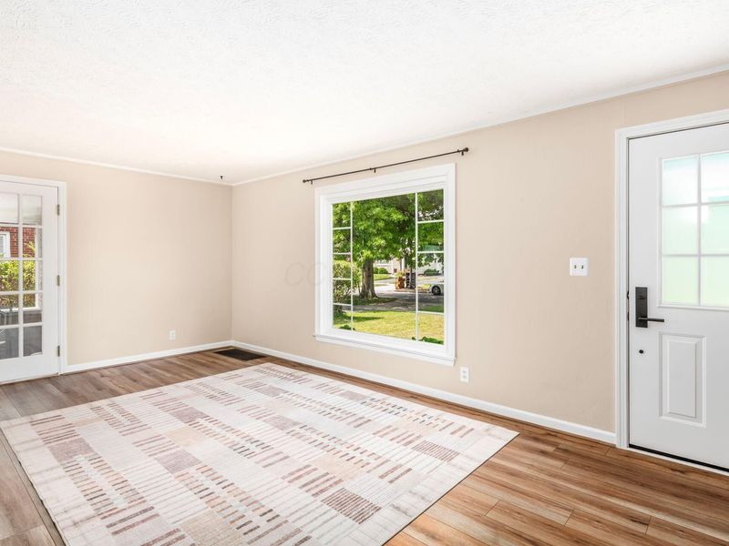 353 Blenheim Road, Columbus, OH 43214 Photo 8