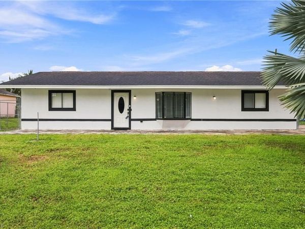 209 Felix AVE N, LEHIGH ACRES, FL 33971