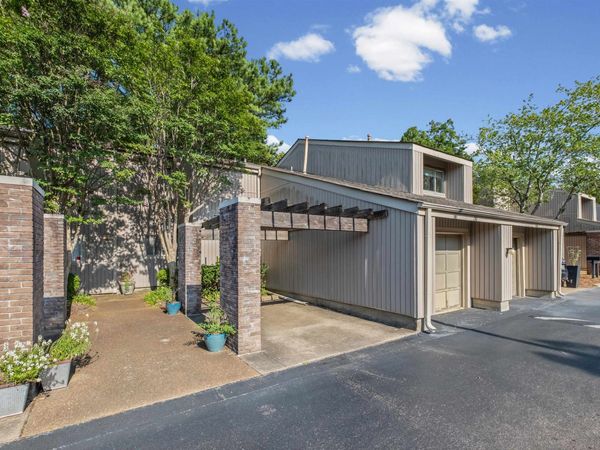 736 FOREST LAKE DR, Unit 3302, Memphis, TN 38117