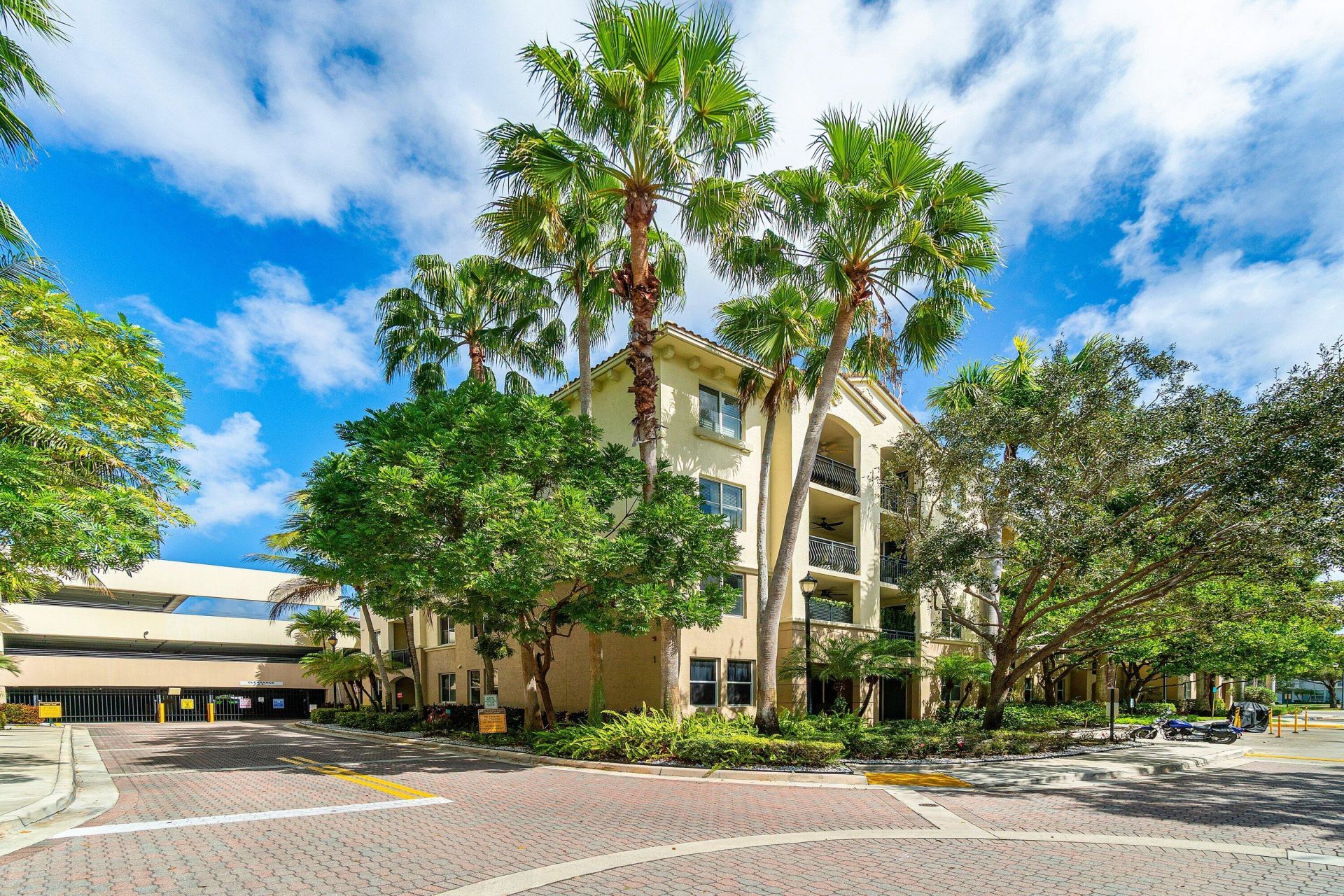 1411 Renaissance Way, Unit 411, Boynton Beach, FL 33426 Photo