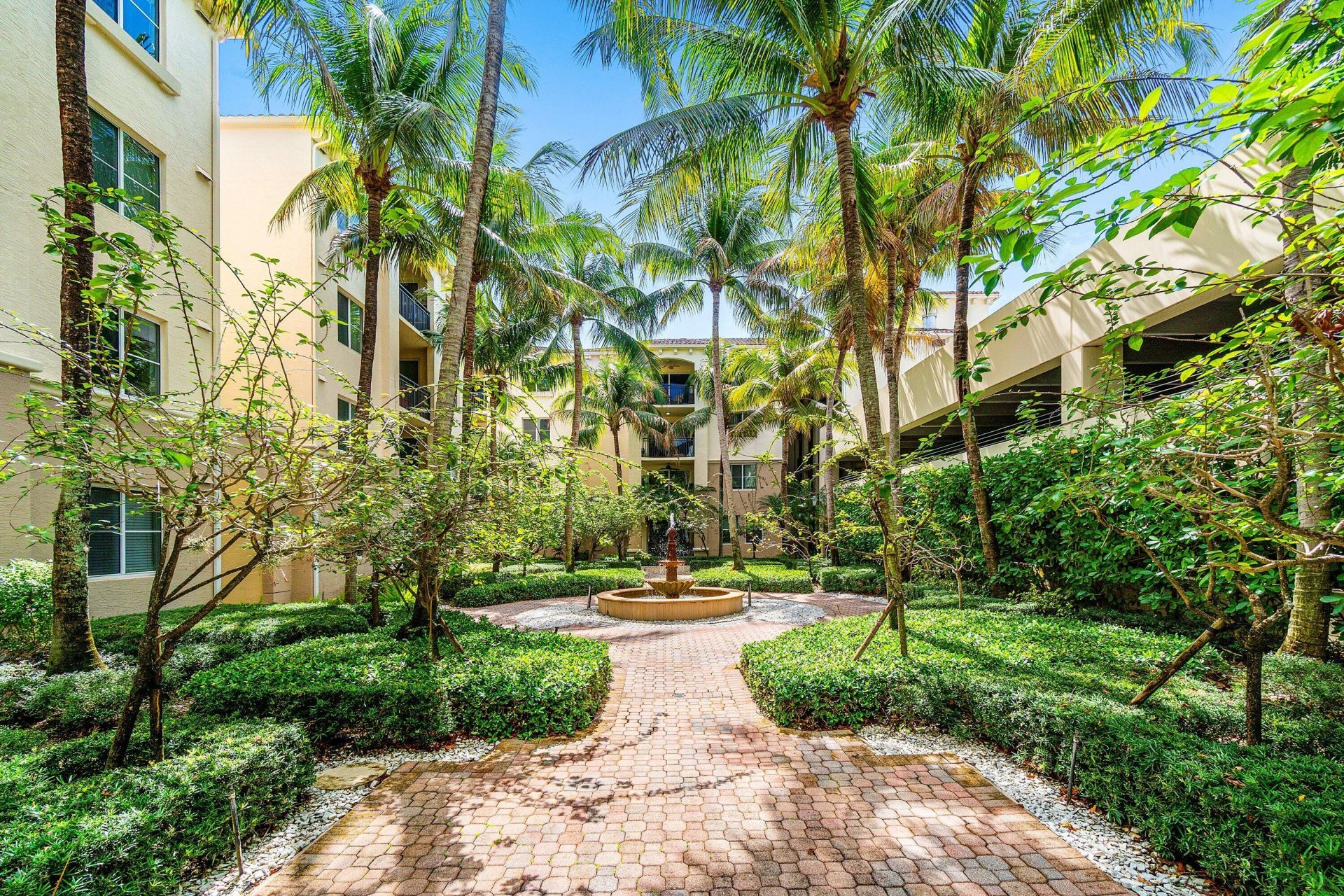 1411 Renaissance Way, Unit 411, Boynton Beach, FL 33426 Photo