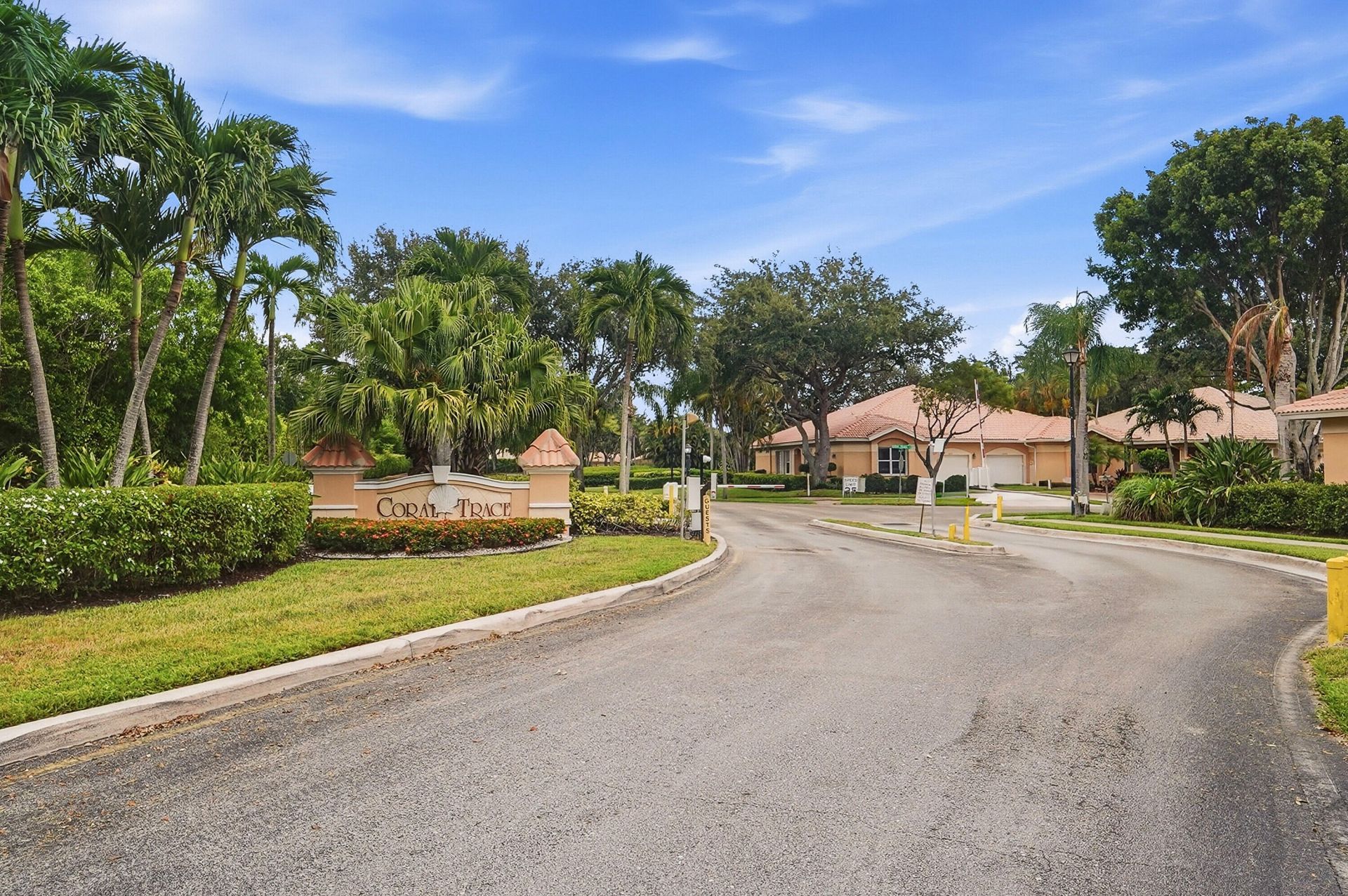 368 W Coral Trace Circle, Delray Beach, FL 33445 Photo