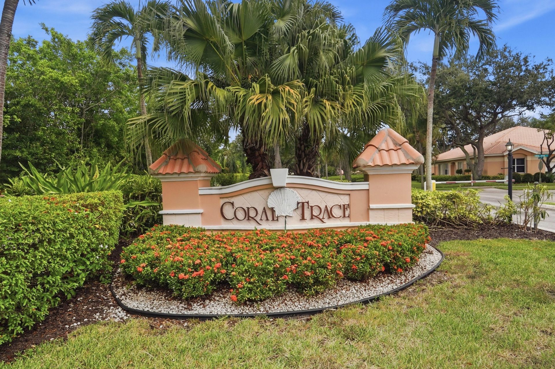 368 W Coral Trace Circle, Delray Beach, FL 33445 Photo