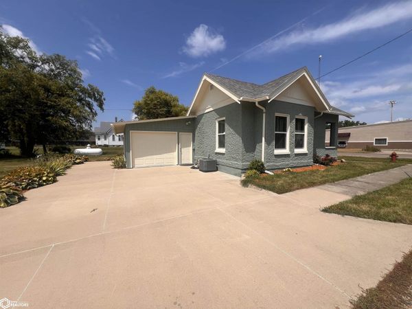 200-202 W Main Street, Richland, IA 52585