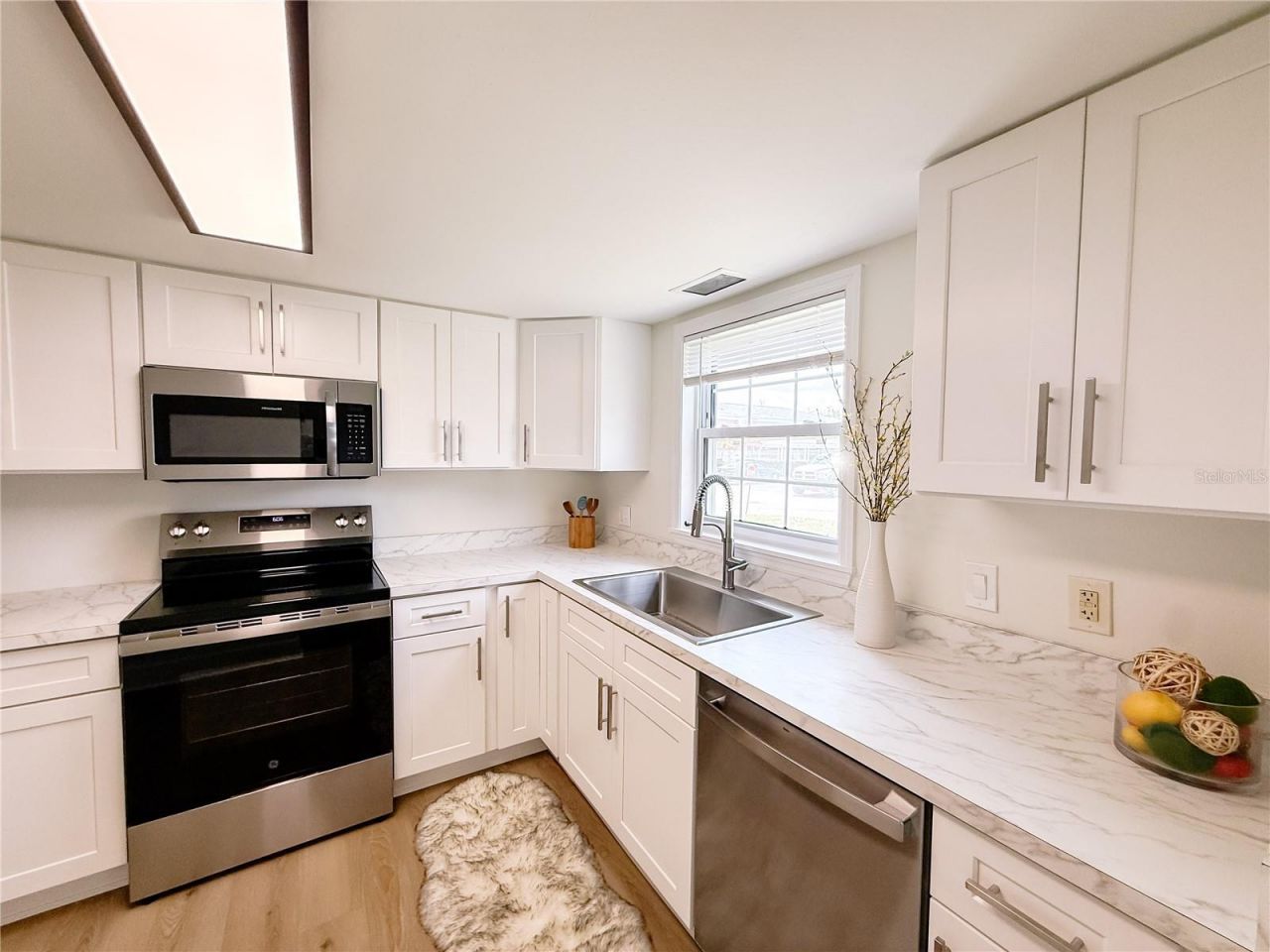 1275 85th Avenue, Unit 1275B, Saint Petersburg, FL 33702 Photo