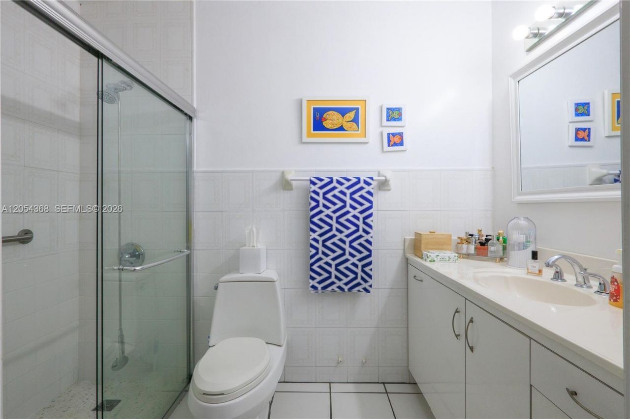 3640 SW 16th St , Miami, FL 33145 Photo