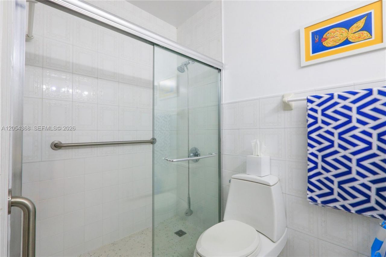 3640 SW 16th St , Miami, FL 33145 Photo