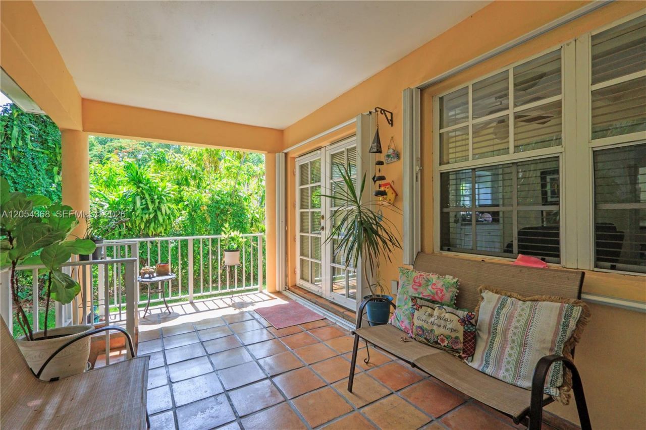 3640 SW 16th St , Miami, FL 33145 Photo