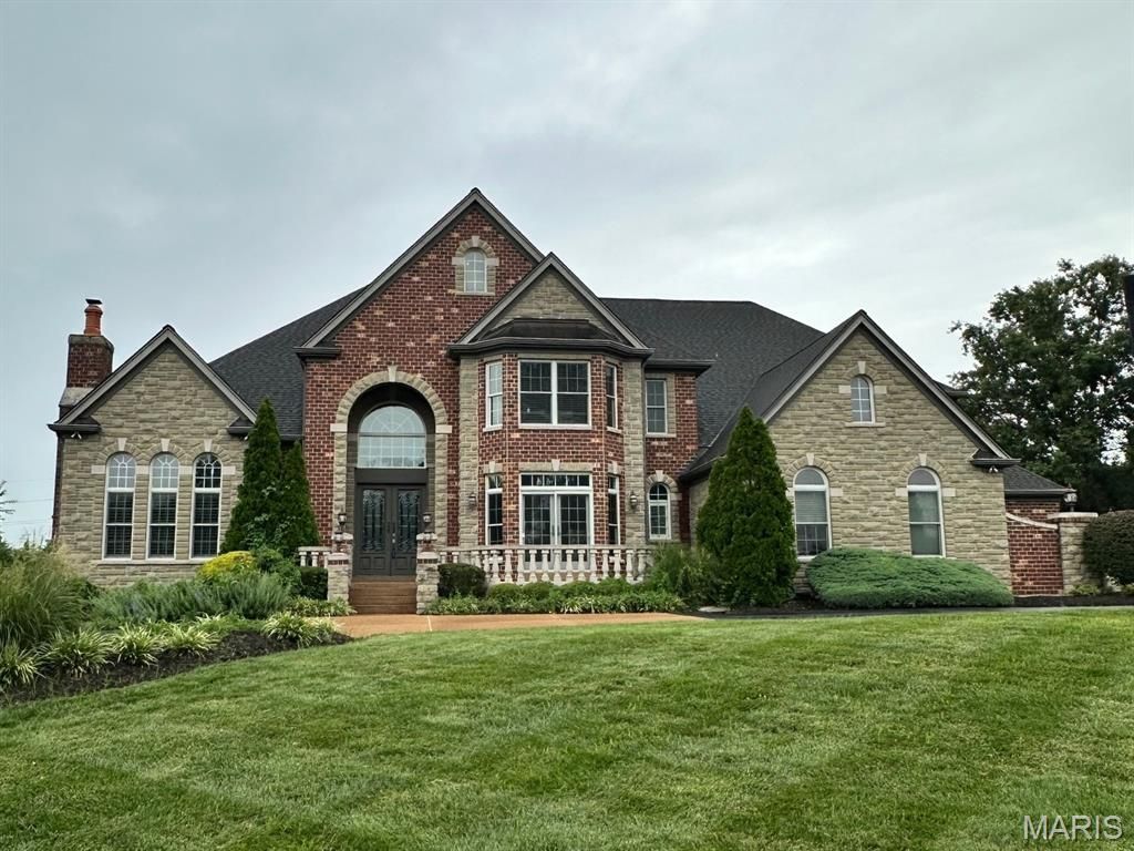 33 Chapel Hill Estates , Saint Louis, MO 63131 Main Photo