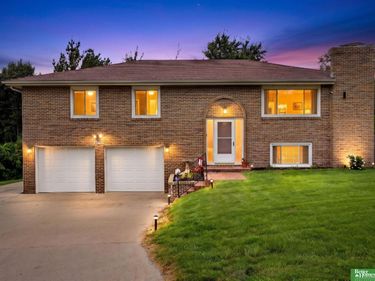 2610 N 138 Street, Omaha, NE 68164