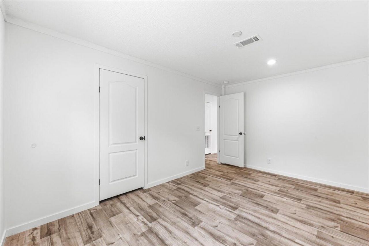 2919 Jones Swamp Road Photo 18