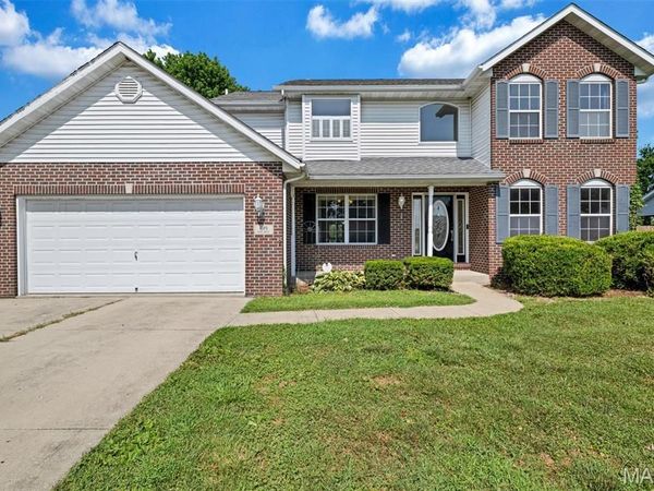 1319 Illini Drive , O'Fallon, IL 62269