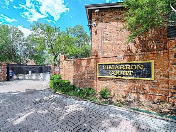 18333 Roehampton Drive, Unit 714, Dallas, TX 75252
