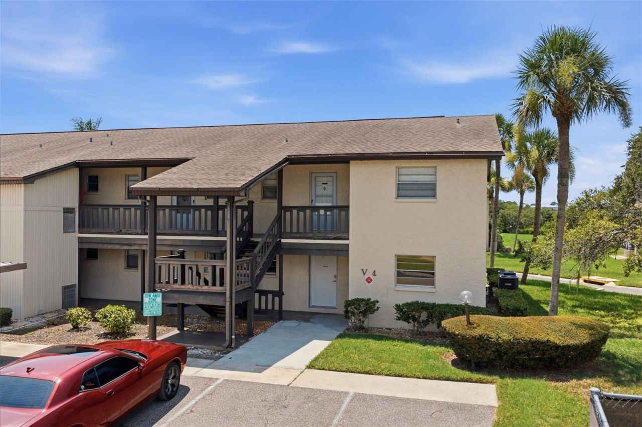 5207 Turquoise Lane, Unit 101, New Port Richey, FL 34652 Photo
