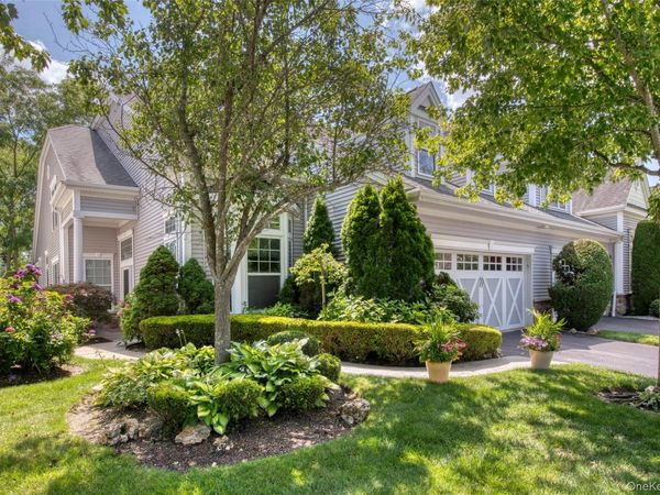 63 Encore Boulevard, Eastport, NY 11941