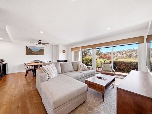 2510 Navarra, Unit 505, Carlsbad, CA 92009