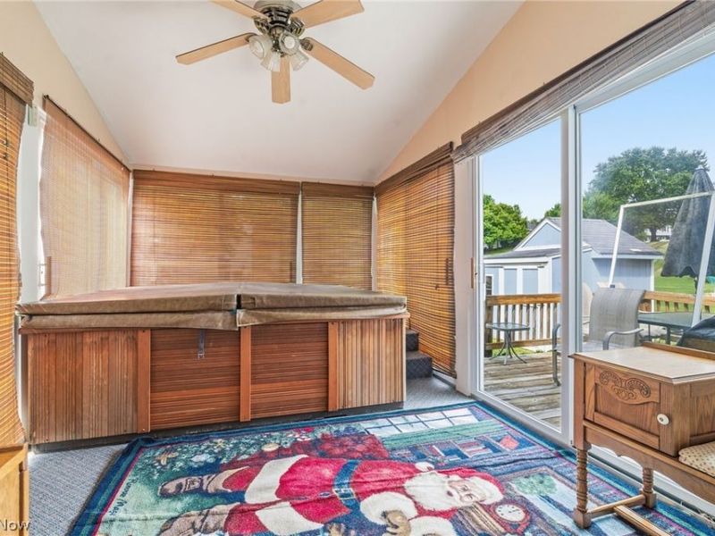 6385 Harbor Drive NW, Canton, OH 44718 Photo 19