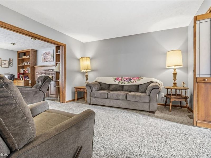 6385 Harbor Drive NW, Canton, OH 44718 Photo 7