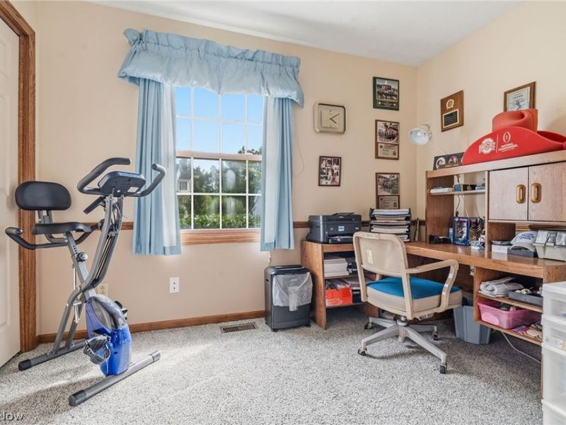 6385 Harbor Drive NW, Canton, OH 44718 Photo 9