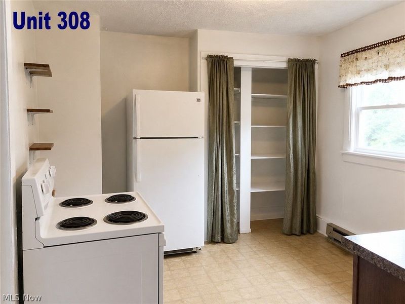 310 S Jefferson Street, Belmont, OH 43718 Photo 17