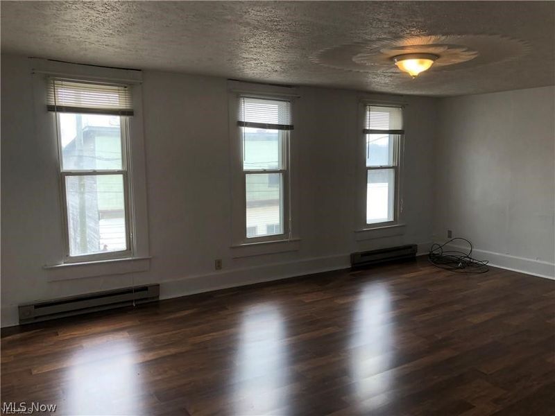 310 S Jefferson Street, Belmont, OH 43718 Photo 17