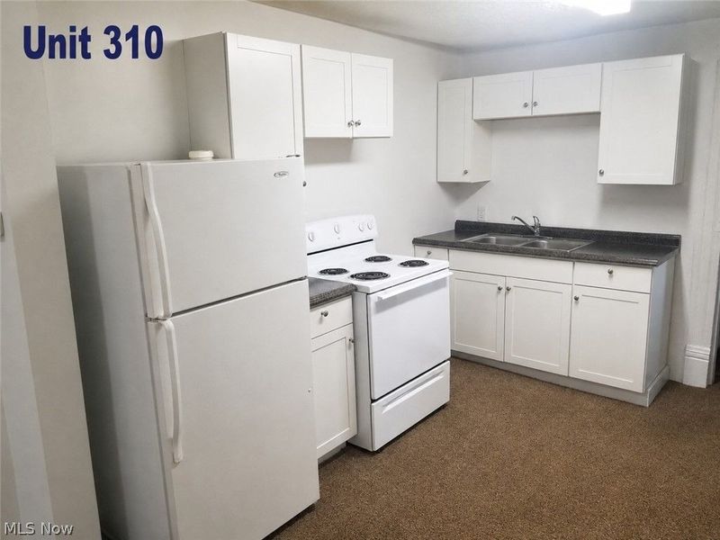 310 S Jefferson Street, Belmont, OH 43718 Photo 4