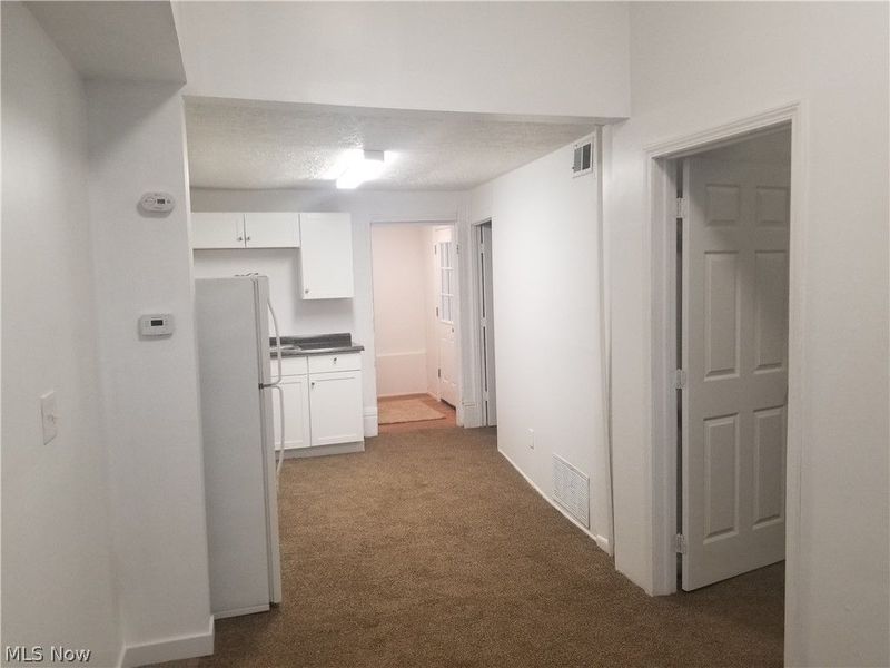 310 S Jefferson Street, Belmont, OH 43718 Photo 6