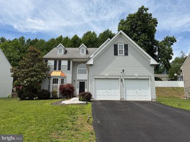 705 CARRIAGE CIRCLE, UPPER CHICHESTER, PA 19014