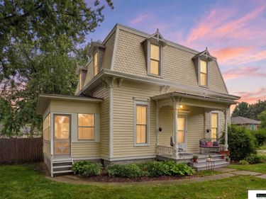 527 Main Street, Hickman, NE 68372