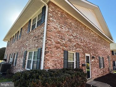 8766 WALUTES CIRCLE, Unit D, ALEXANDRIA, VA 22309