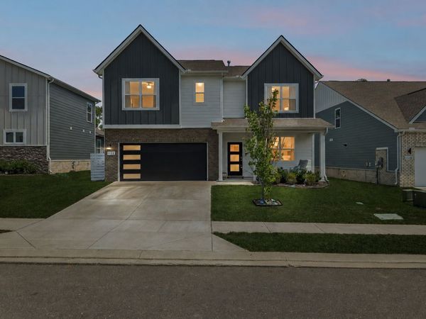 1122 Linn Cove Ct, Gallatin, TN 37066