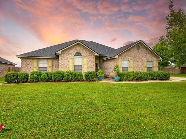 2302 Tallgrass , Bossier City, LA 71111