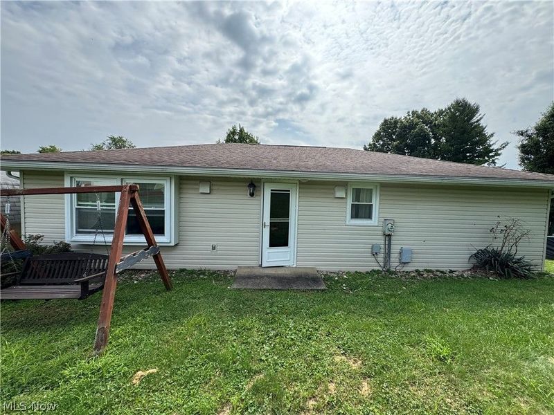 110 LOCUST Drive, Barnesville, OH 43713 Photo 5