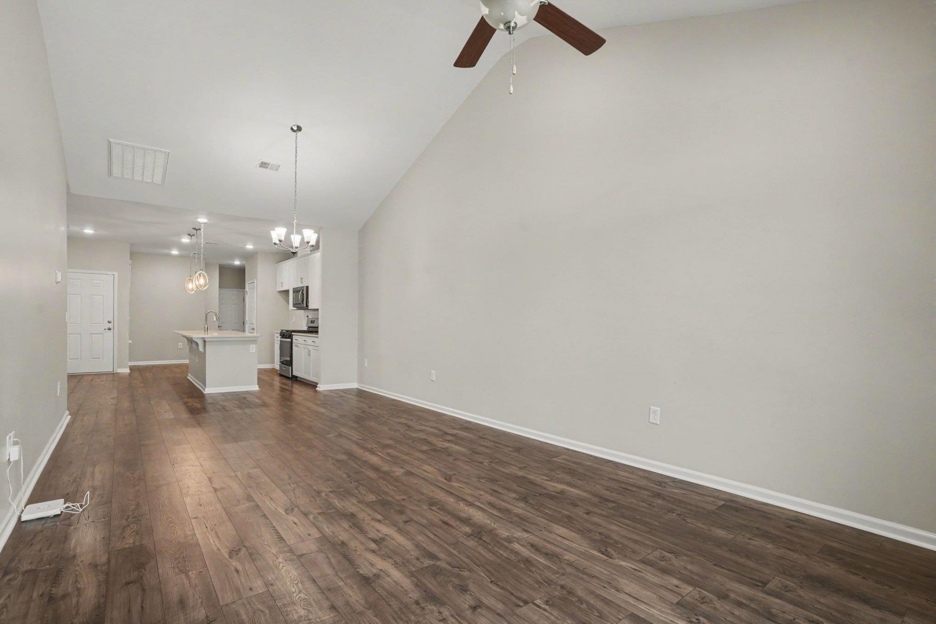 4040 Taranto Loop  Photo 9