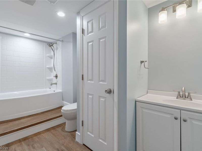 16002 Wedgewood Lane, Strongsville, OH 44149 Photo 36