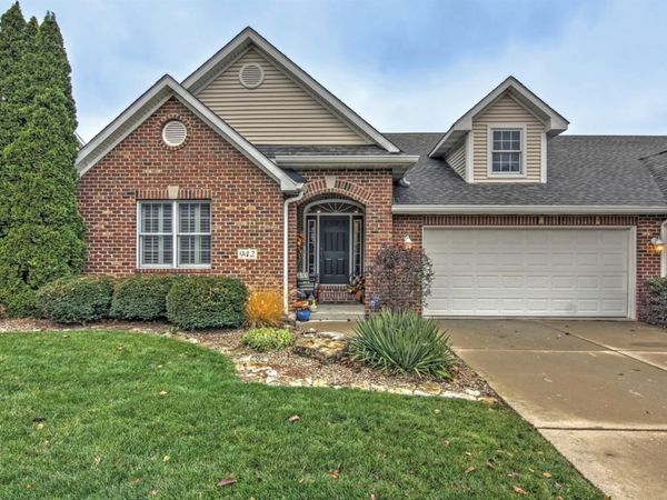 942 Ryan Court , Crown Point, IN 46307