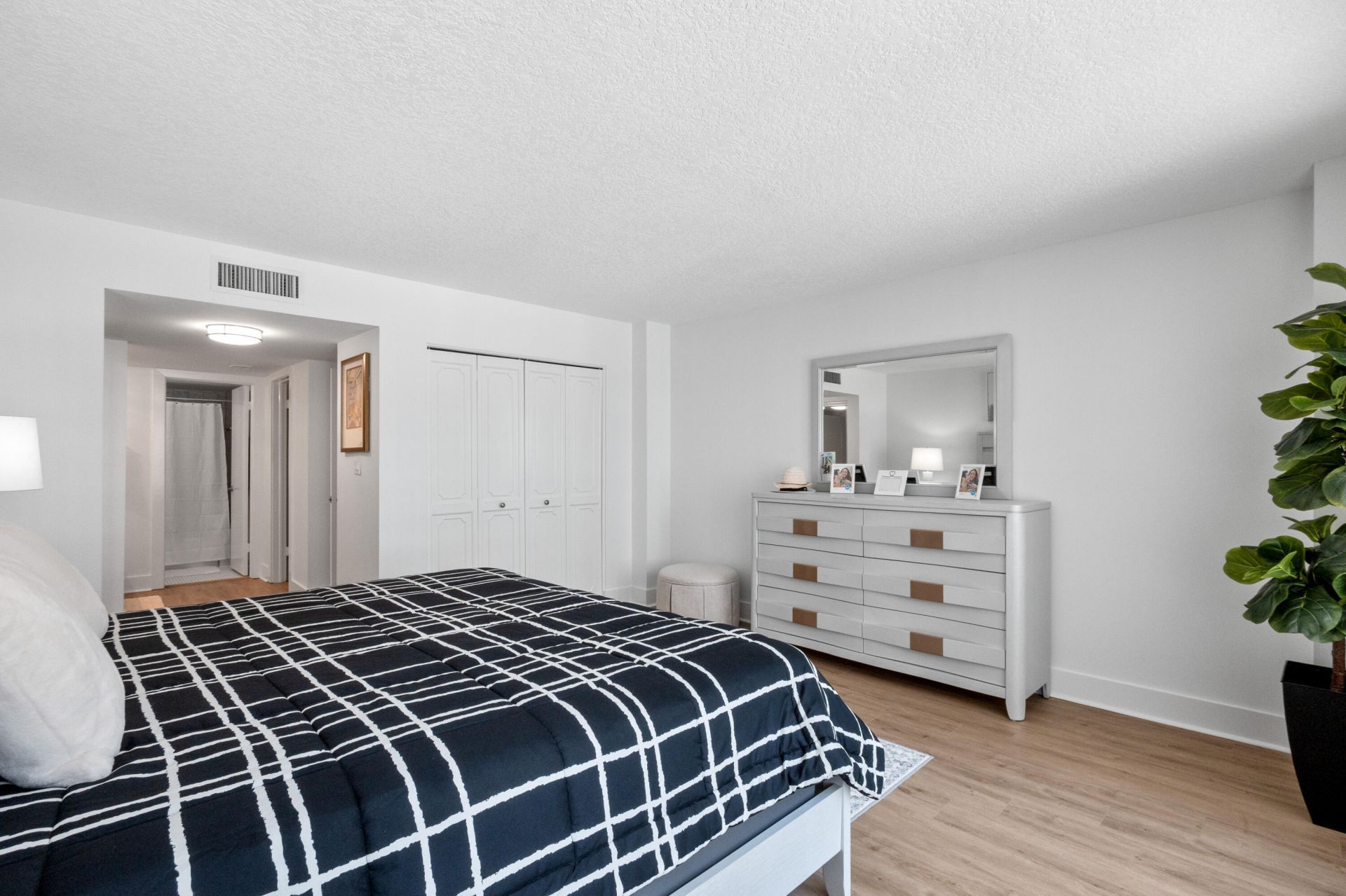 3500 Galt Ocean Drive, Unit 404, Fort Lauderdale, FL 33308 Photo