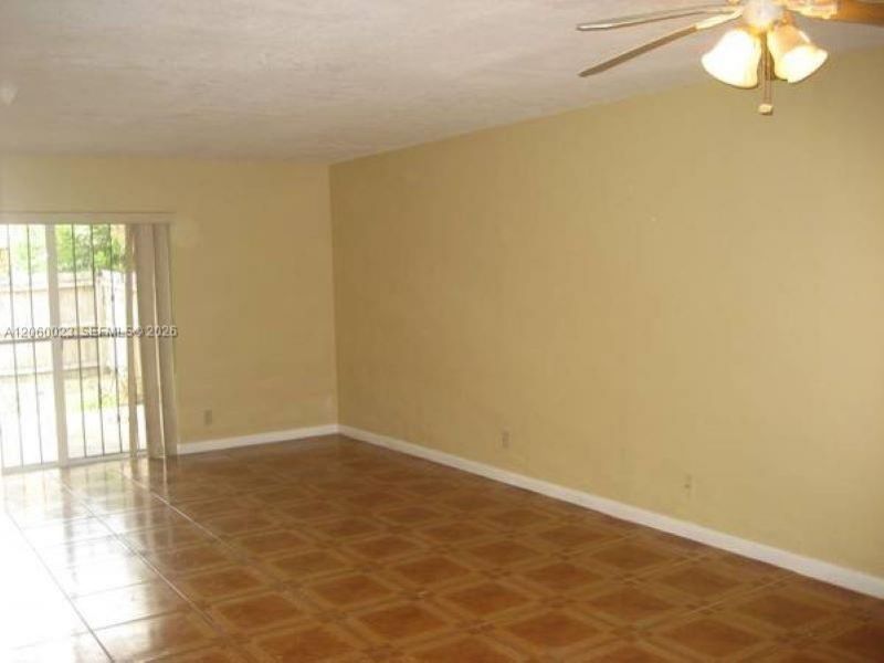 5975 NW 25th St, Sunrise, FL 33313 Photo